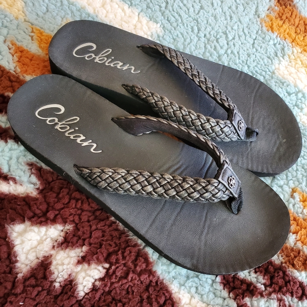 Cobian flip flops